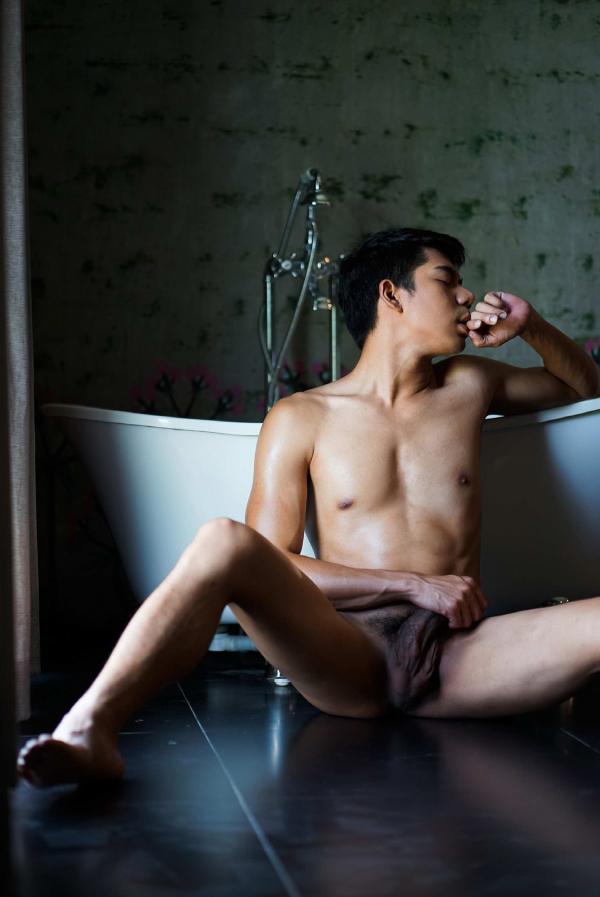 Menluscious-Issue-02---Fame-Krittapat