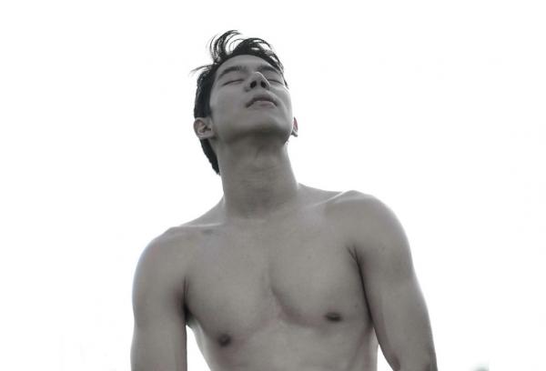 Menluscious-Issue-02---Fame-Krittapat