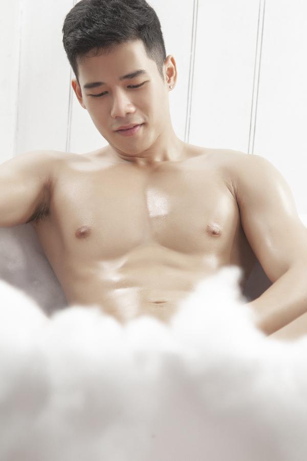 Milk-Man-01--Huy-Kai