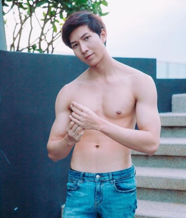 Moment-Super-Extra-1-Mr.-Big