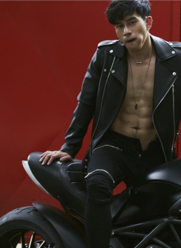 NoGriD-Men-Issue-11--TOP