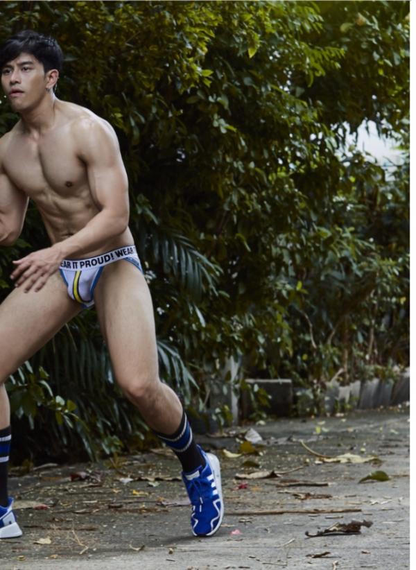 NoGriD-Men-Issue-11--TOP