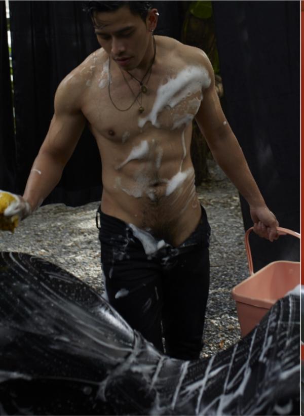 NoGriD-Men-Issue-11--TOP