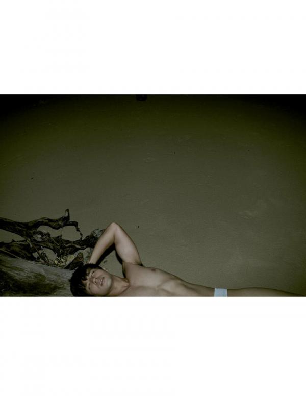 Nogrid-Men-Issue-01---Arm