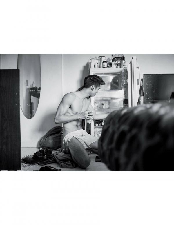 Nogrid-Men-Issue-01---Arm