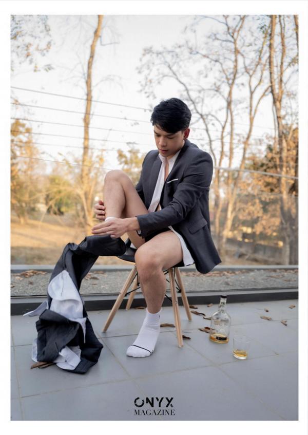 ONYX-11--Nicky-Bunyarit--EbookVideo-