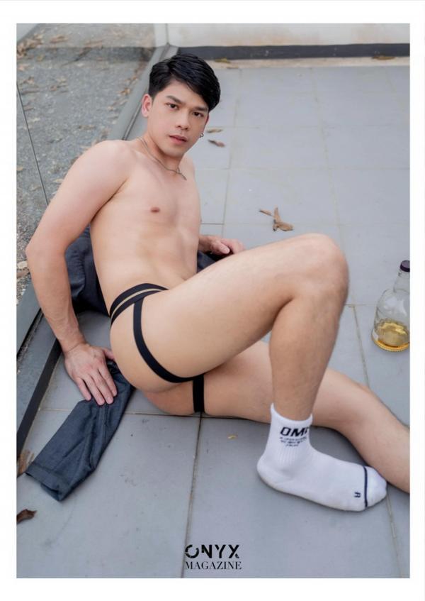 ONYX-11--Nicky-Bunyarit--EbookVideo-