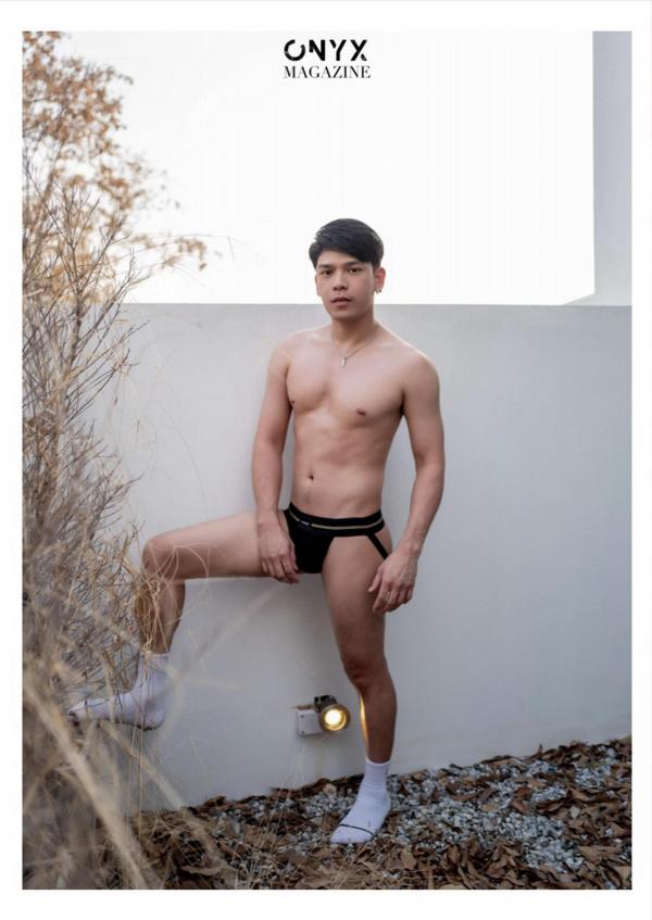 ONYX-11--Nicky-Bunyarit--EbookVideo-