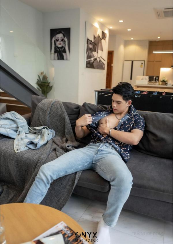 ONYX-11--Nicky-Bunyarit--EbookVideo-