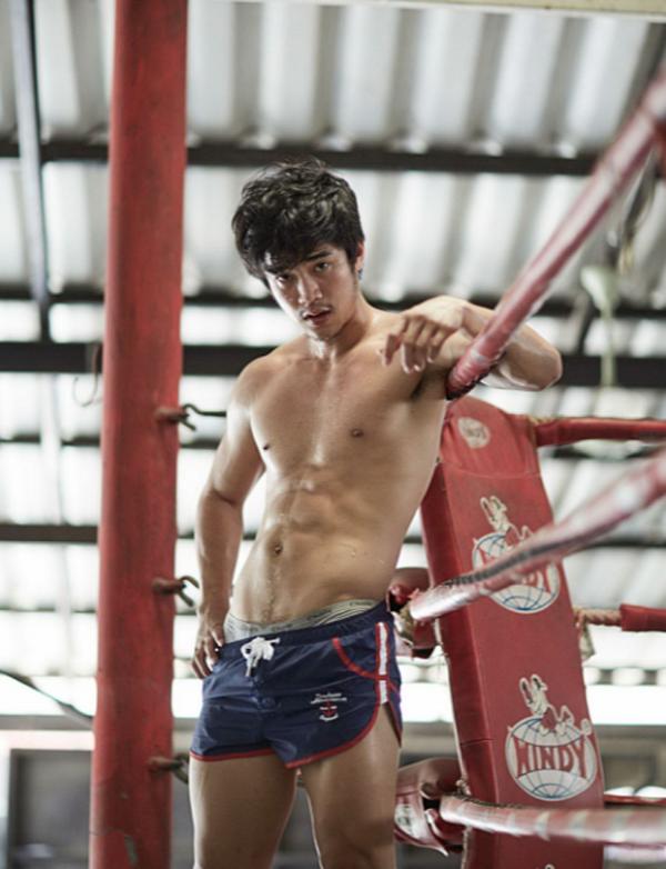PHOTO-SET-APOLLO-01---HANDSOME-THAI-BOXER