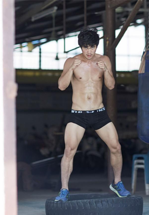 PHOTO-SET-APOLLO-01---HANDSOME-THAI-BOXER