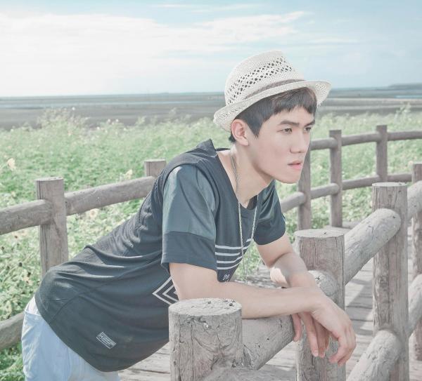 PHOTO-SET-BLUE-MAN-05