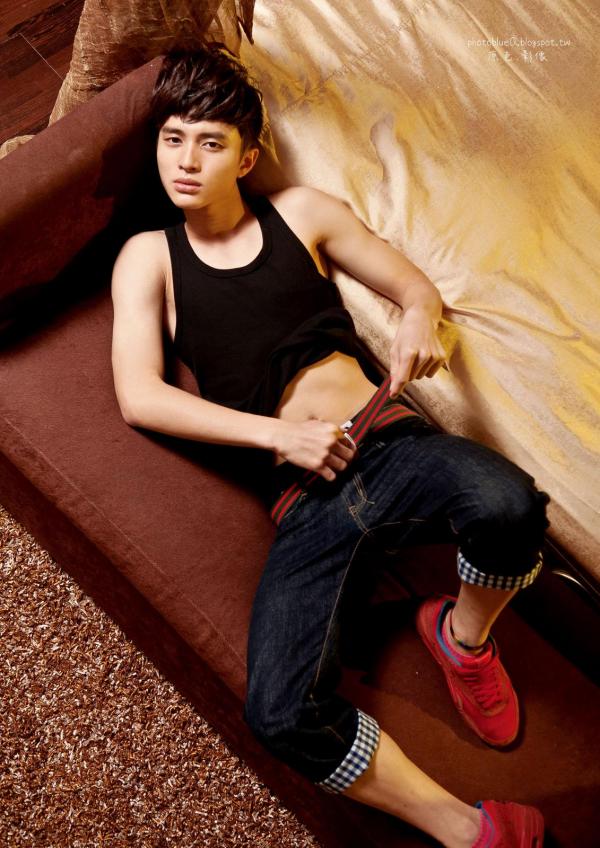 PHOTO-SET-BLUE-MAN-31