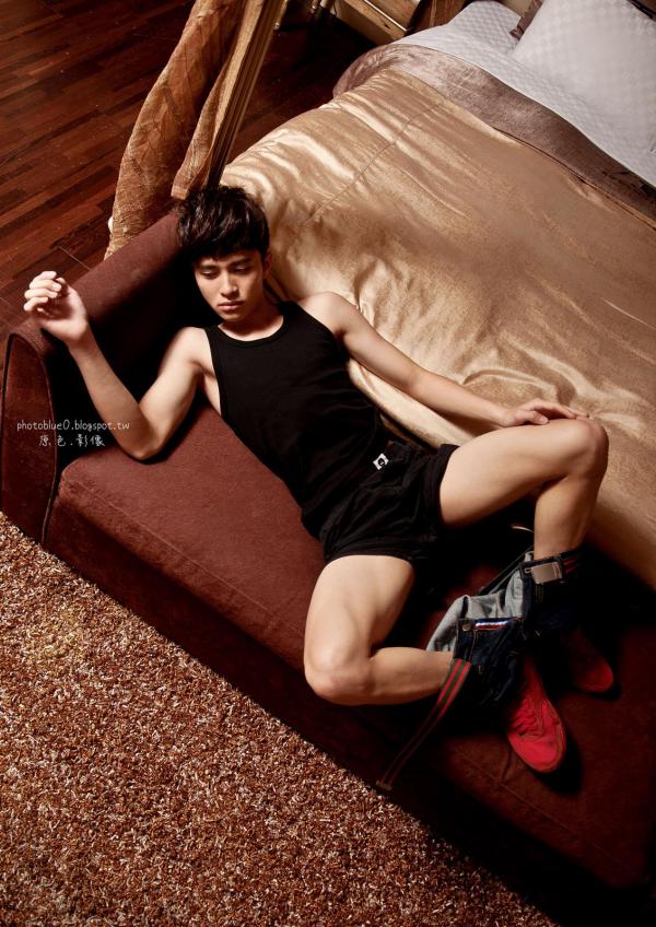 PHOTO-SET-BLUE-MAN-31