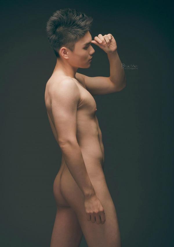 PHOTO-SET-BLUE-MAN-63-–-A-ZHEN