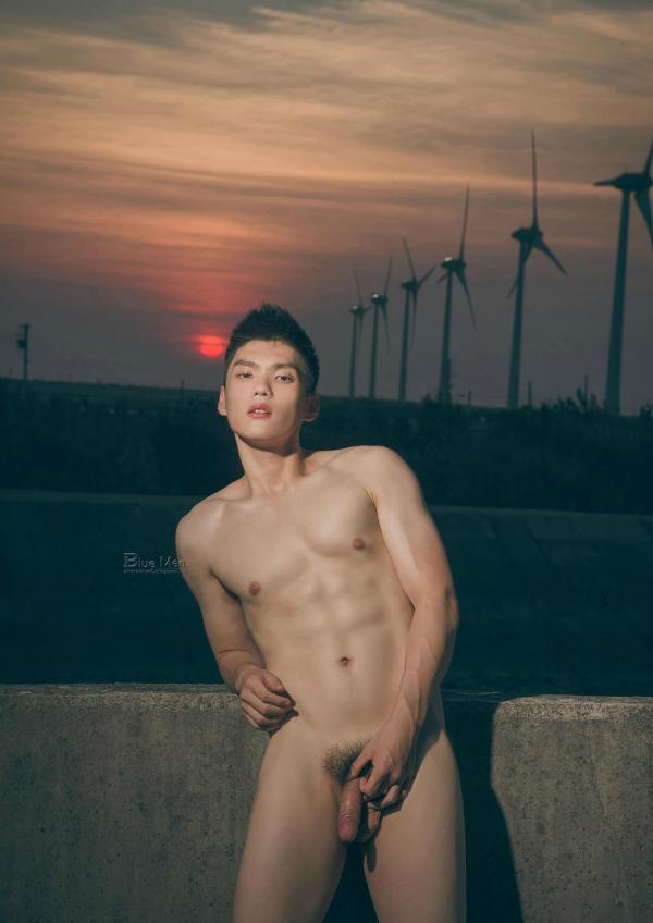 PHOTO-SET-BLUE-MAN-63-–-A-ZHEN