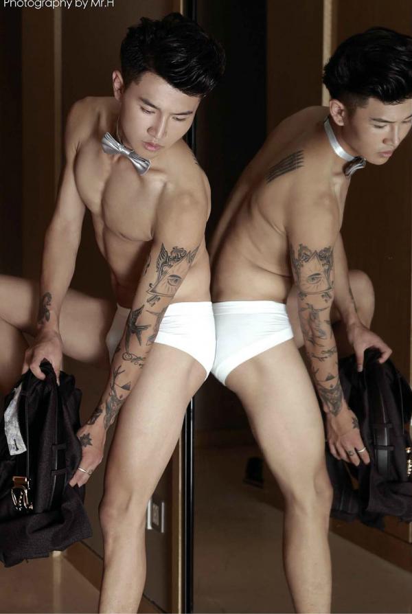 PHOTO-SET-HIGH-52-VERSION-1---YANG-LI-MING