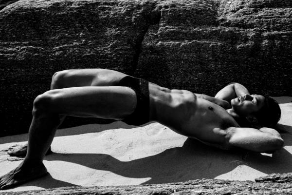 PHOTO-SETS-–-MOMENT-EXTRA-AND-TUXEDO