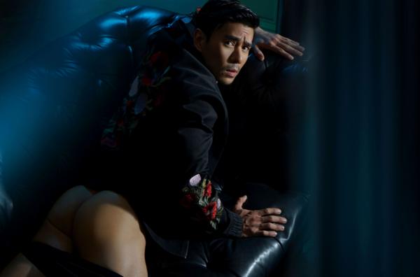 PHOTO-SETS-–-MOMENT-EXTRA-AND-TUXEDO