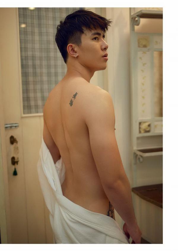 RiZiist-MaGazine-09--KnoW