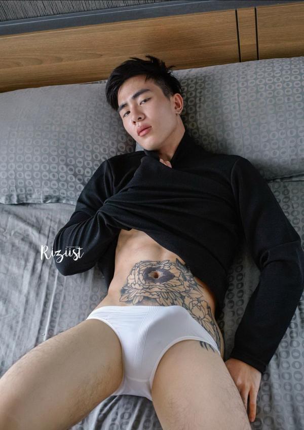 RiZiist-MaGazine-09--KnoW