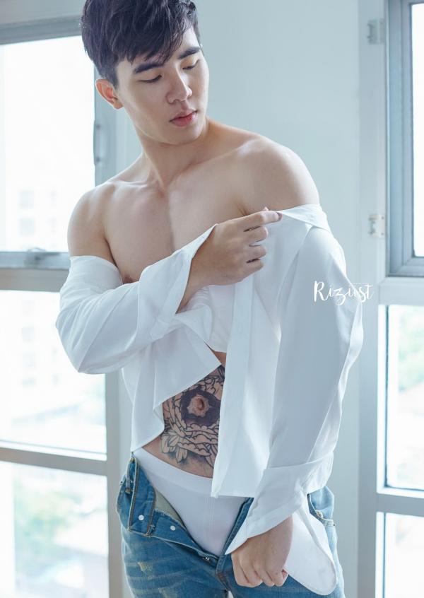 RiZiist-MaGazine-09--KnoW