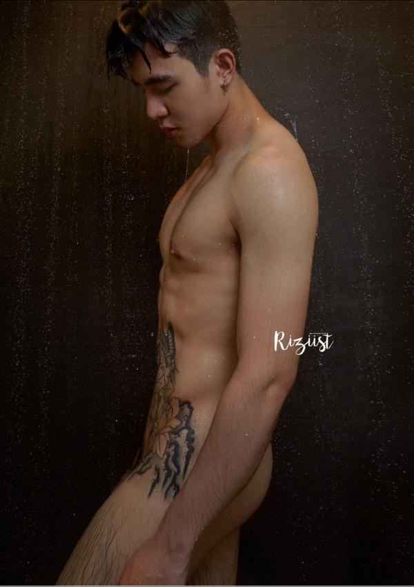 RiZiist-MaGazine-09--KnoW