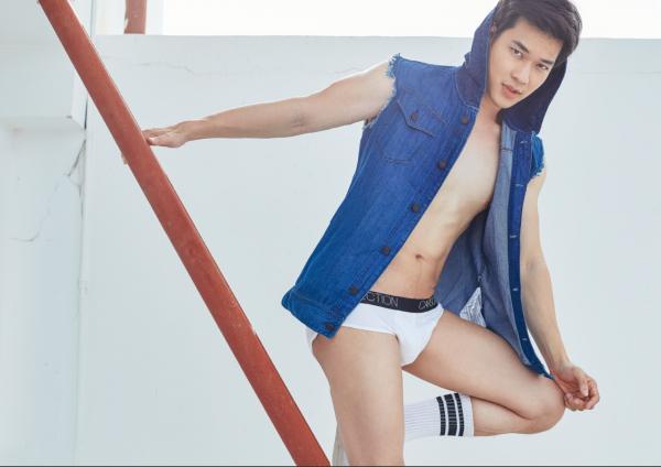 Riziist-Magazine-05--Mew