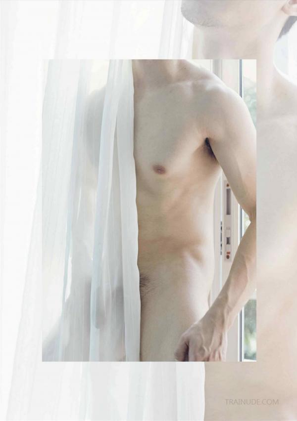 Riziist-Magazine-06--Bat