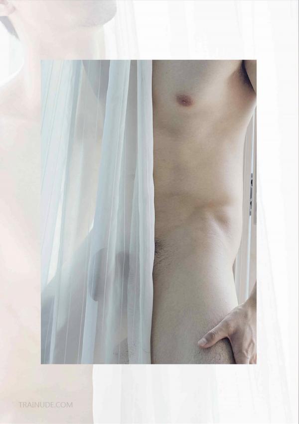 Riziist-Magazine-06--Bat