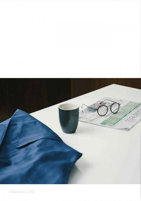 Riziist-Magazine-06--Bat