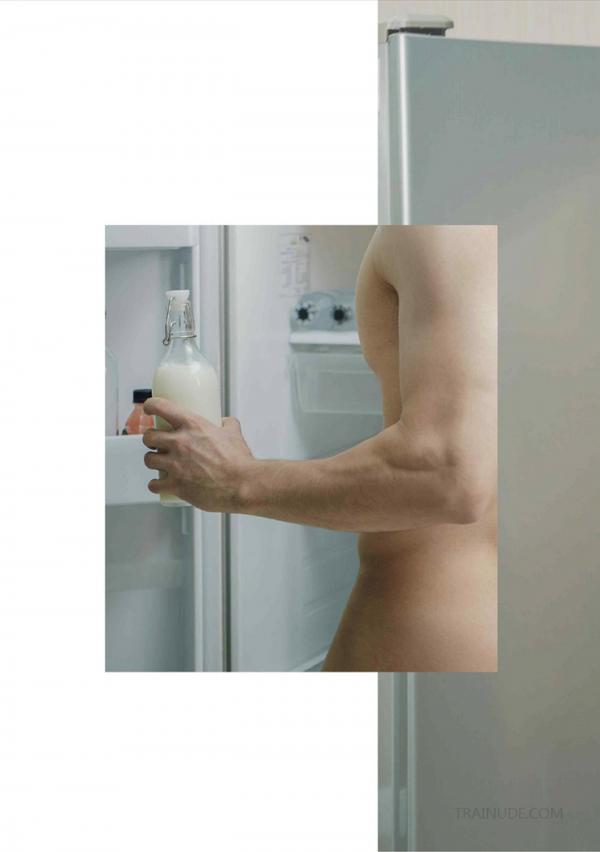 Riziist-Magazine-06--Bat