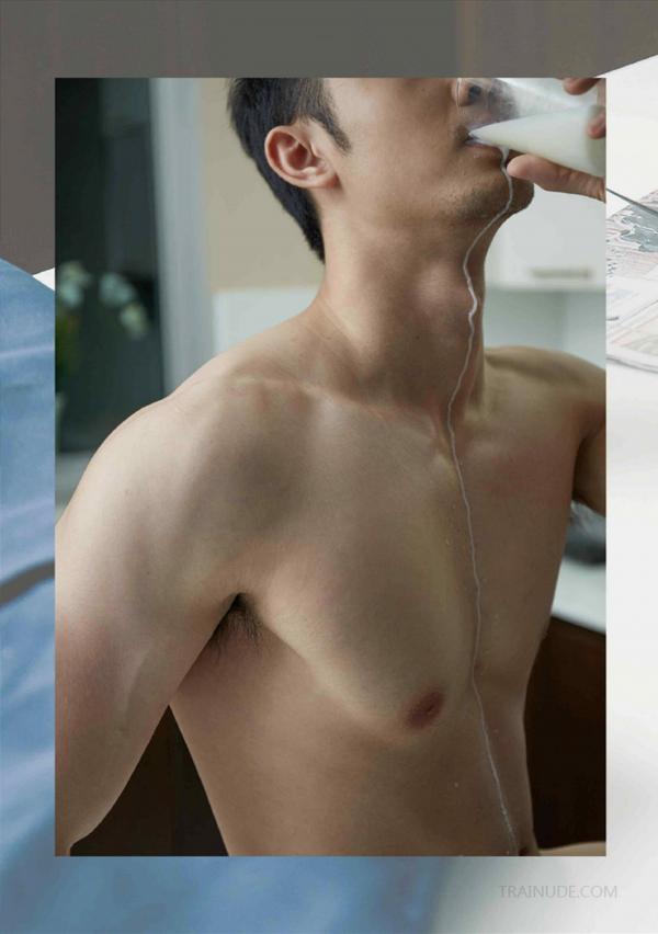 Riziist-Magazine-06--Bat