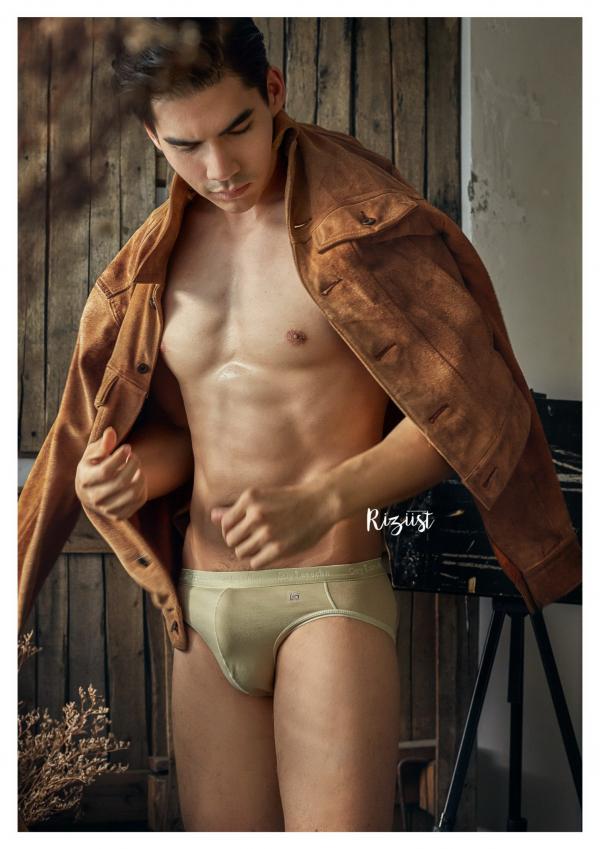 Riziist-Magazine-09--Bill