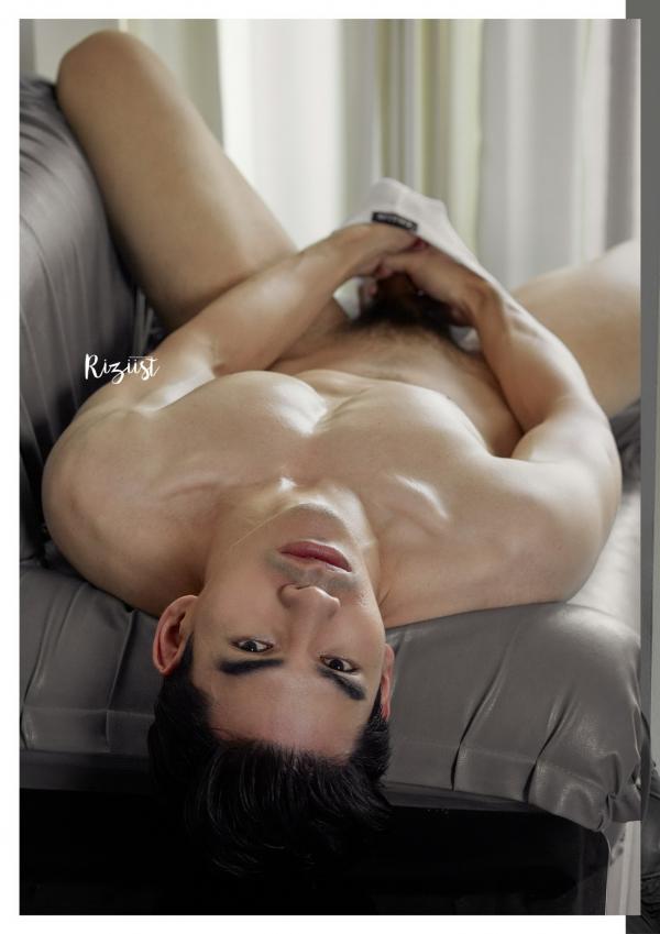 Riziist-Magazine-09--Bill