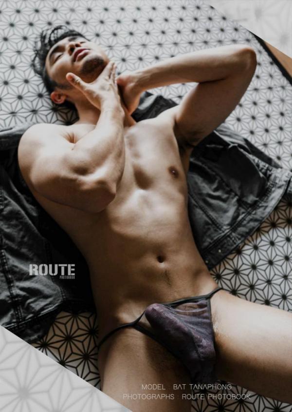 Route-Photobook-No.04-version-nude-Ebook