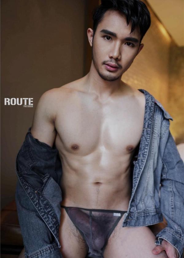 Route-Photobook-No.04-version-nude-Ebook