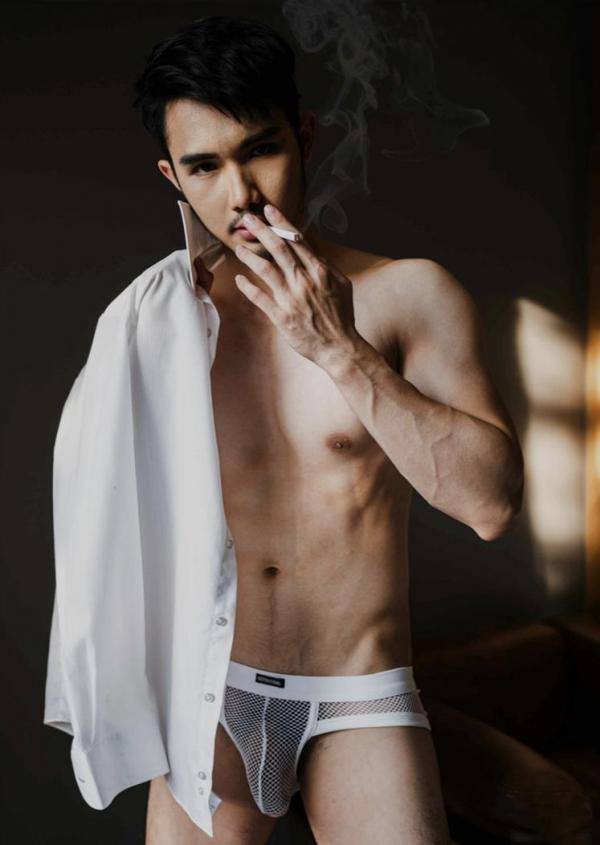 Route-Photobook-No.04-version-nude-Ebook