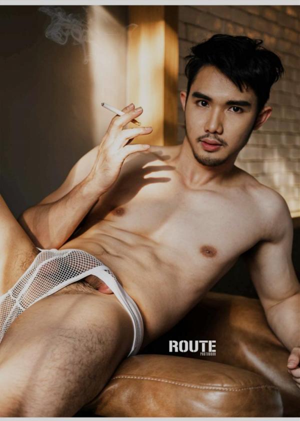 Route-Photobook-No.04-version-nude-Ebook