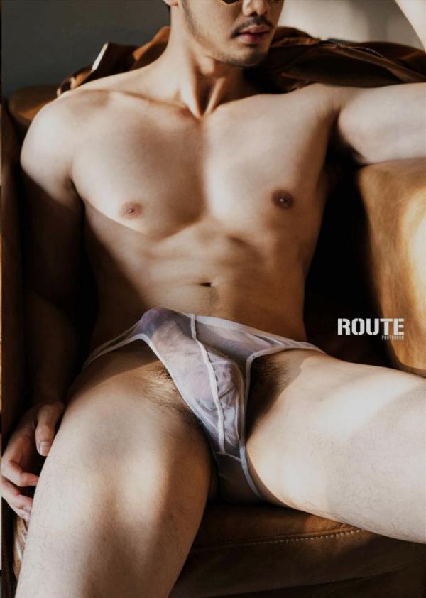 Route-Photobook-No.04-version-nude-Ebook