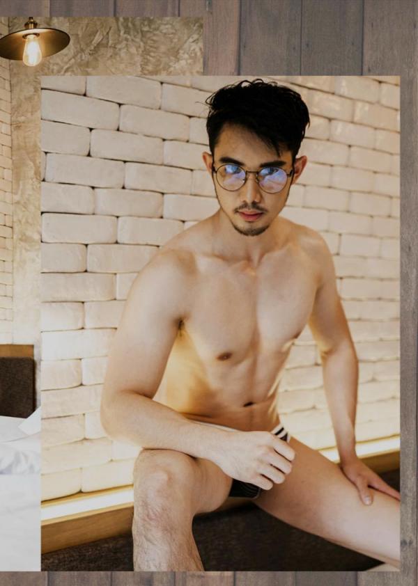 Route-Photobook-No.04-version-nude-Ebook