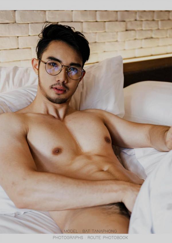 Route-Photobook-No.04-version-nude-Ebook