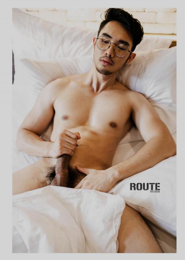 Route-Photobook-No.04-version-nude-Ebook