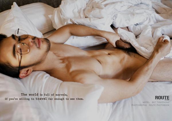 Route-Photobook-No.04-version-nude-Ebook