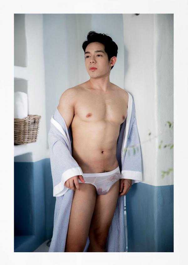 SELF-02--Soumphon-Senesilom-127-Pics--BtS