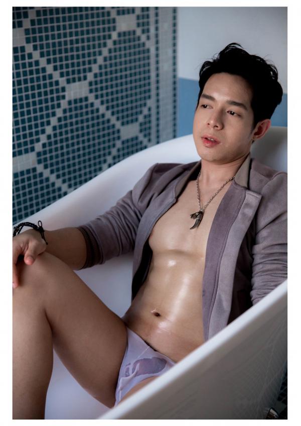 SELF-02--Soumphon-Senesilom-127-Pics--BtS