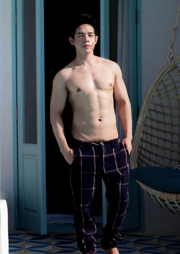 SELF-02--Soumphon-Senesilom-127-Pics--BtS