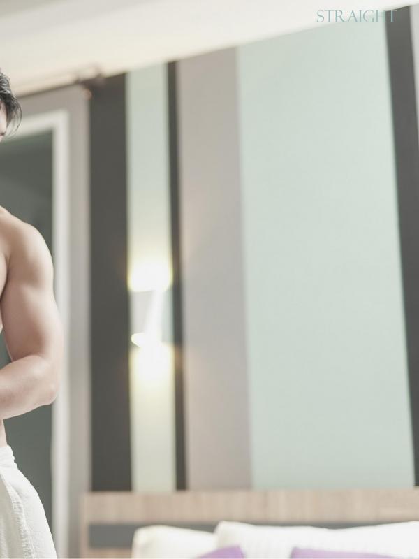 STRAIGHT-04--MOS--EbookVideo-