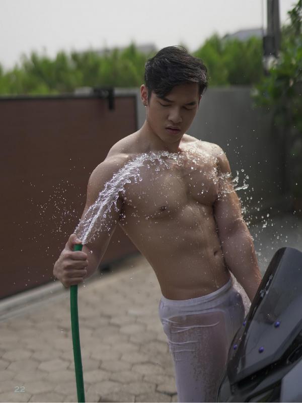 STRAIGHT-04--MOS--EbookVideo-