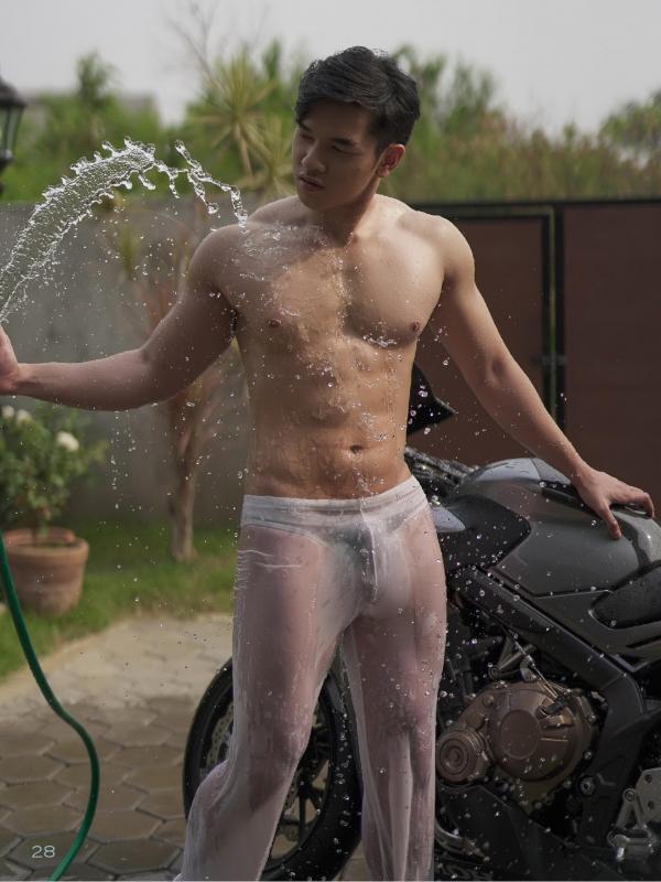 STRAIGHT-04--MOS--EbookVideo-